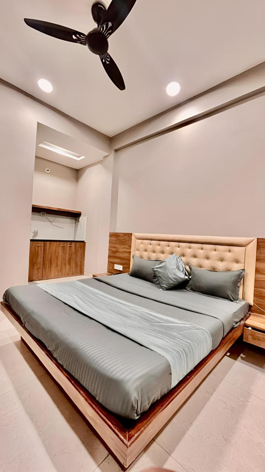 Hotel Evanka Indore Zewnętrze zdjęcie